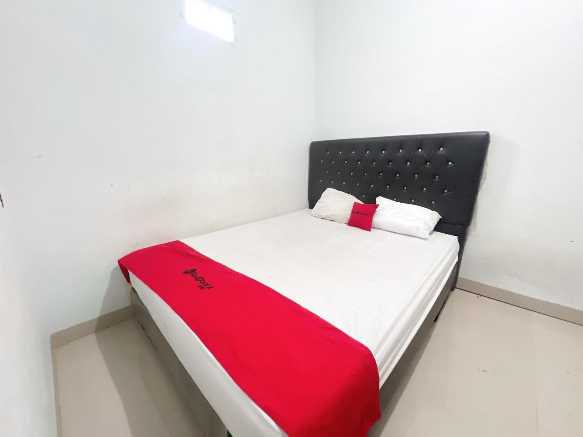 Reddoorz At Kay Residence Waydadi Lampung Bandar Lampung Esterno foto