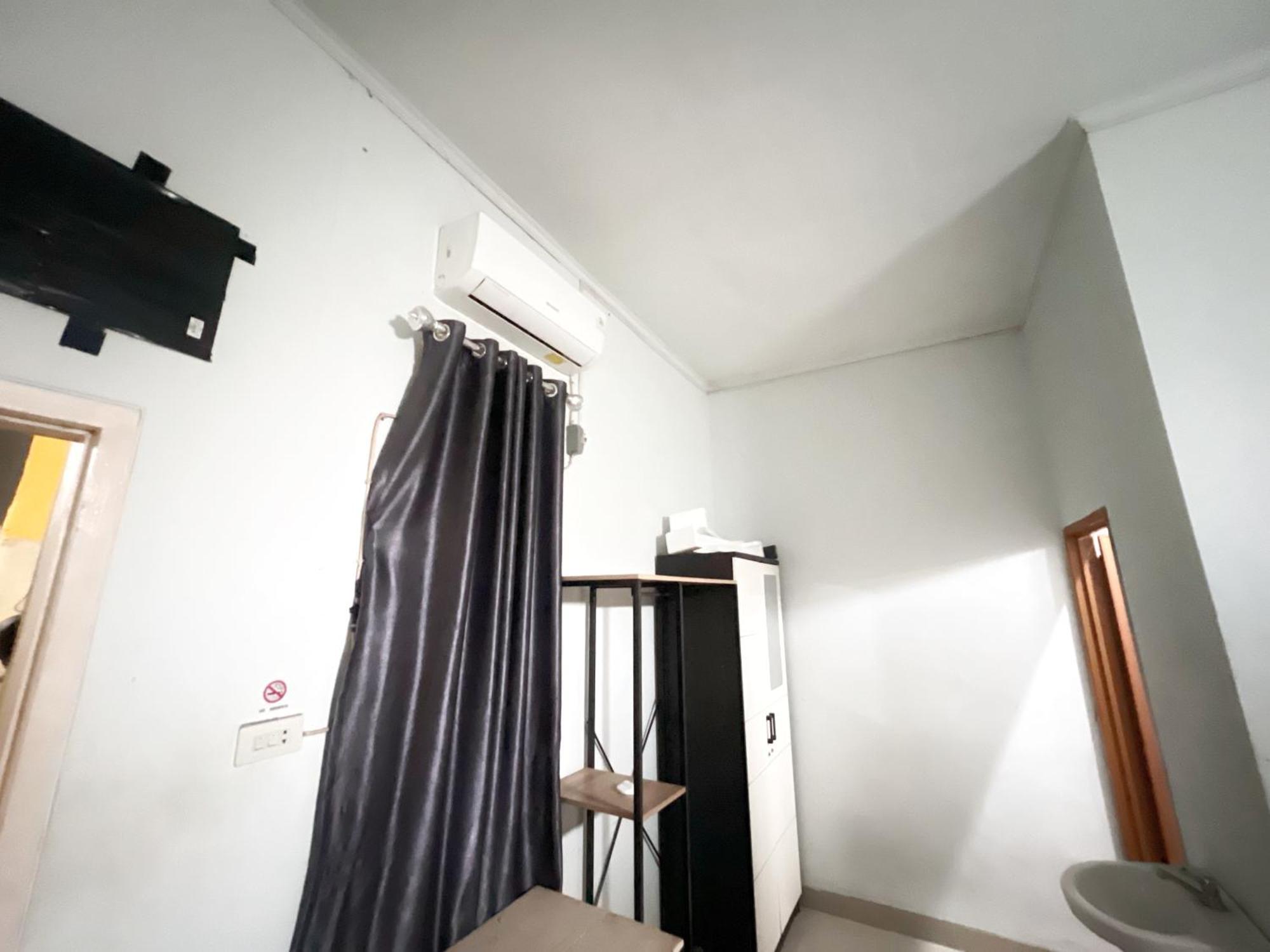 Reddoorz At Kay Residence Waydadi Lampung Bandar Lampung Esterno foto