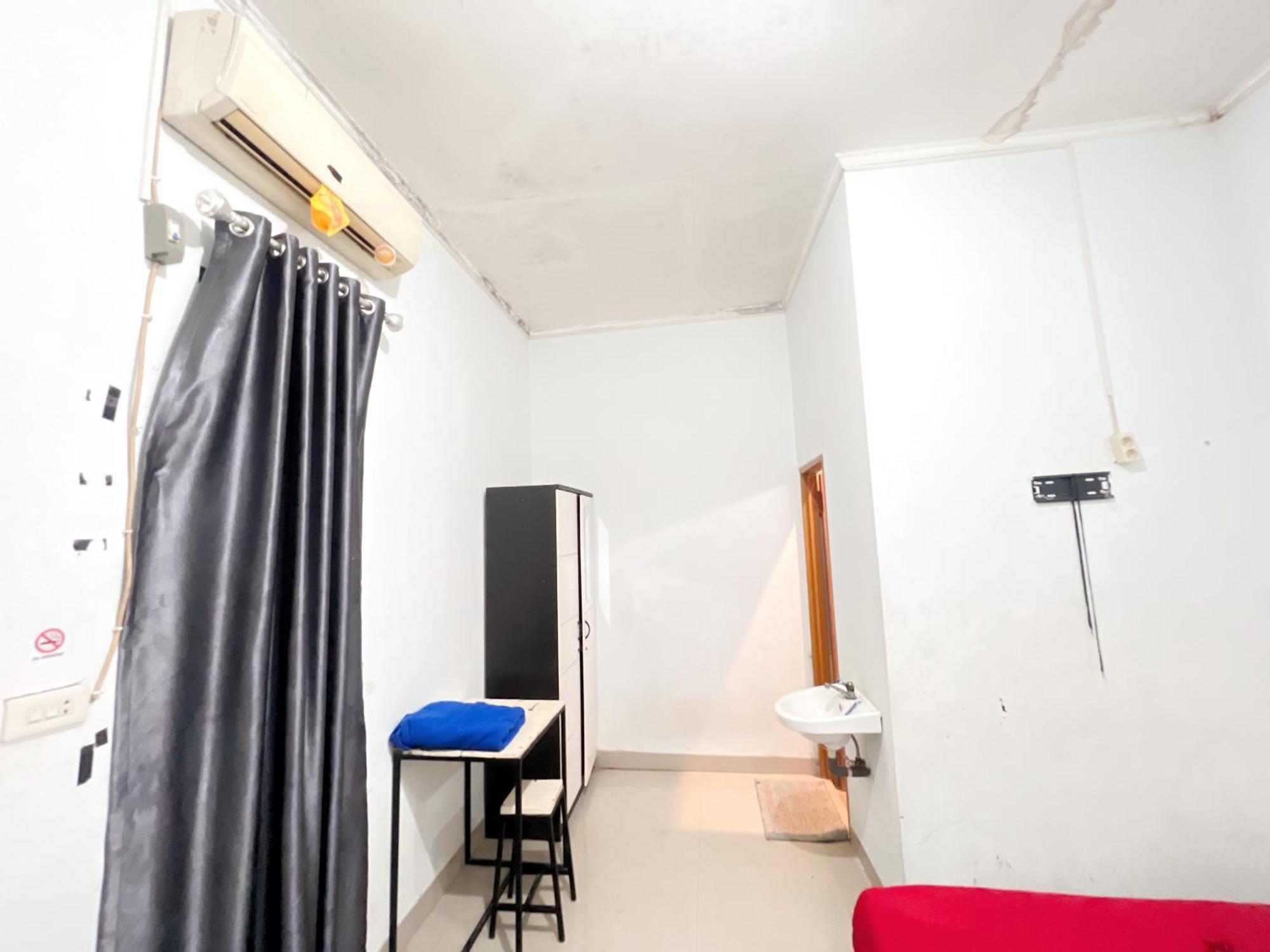 Reddoorz At Kay Residence Waydadi Lampung Bandar Lampung Esterno foto