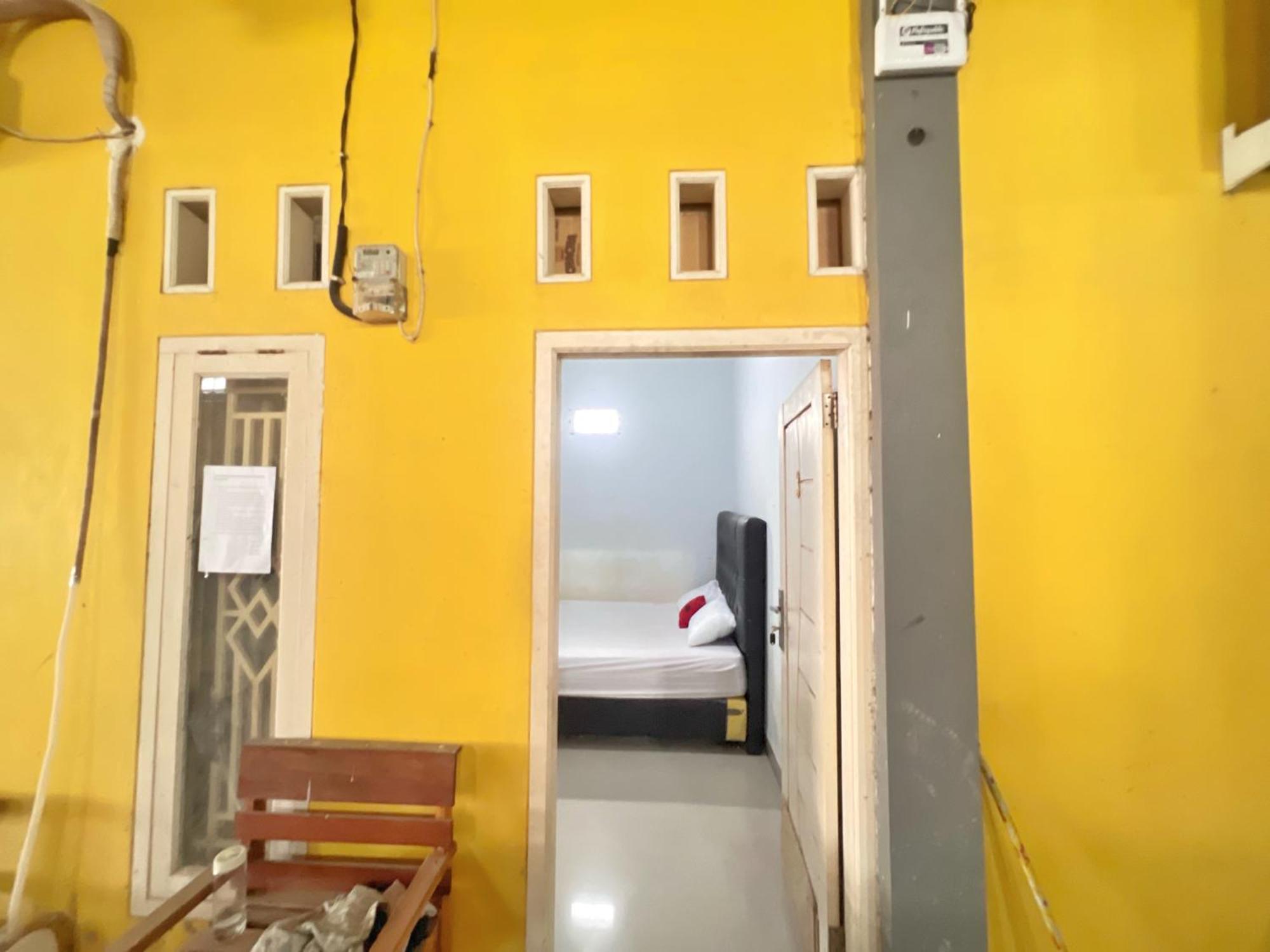 Reddoorz At Kay Residence Waydadi Lampung Bandar Lampung Esterno foto